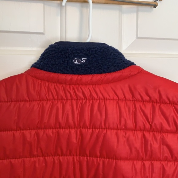 Men Vineyard Vines Vest - Picture 6 of 7